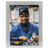 Ken Griffey Jr. #100 1994 Pinnacle MC HOF I/C