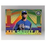 1999 Pacific Crown Royale Ken Griffey Jr 22 Corner