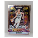 2025 Prizm Paige Bueckers Groovy Rookie #12