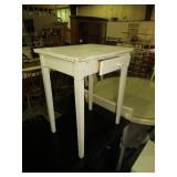 PAINTED ONE DRAWER TABLE