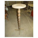 WOOD PEDESTAL PLANT STAND