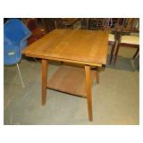 OAK SQUARE BIBLE TABLE