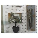 COLLECTION OF CAST IRON PIECES