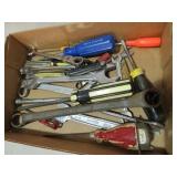 BOX OF ASSORTED TOOLS
