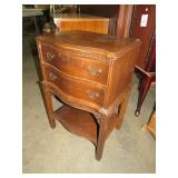 2 DRAWER MAHOGANY NIGHT STAND