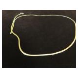 LADIES 14KT 24" HERRINGBONE CHAIN 6.2 GRAMS