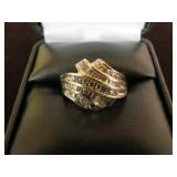 LADIES 1CT TW 10KT YELLOW GOLD DIAMOND RING
