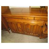 SINGER SEWING WITH WOOD CABINET