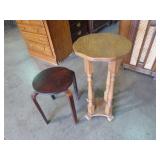 (2) OAK PLANT STAND & SOLID WOOD SIDE TABLE