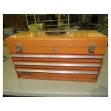 INTERNATIONAL METAL 3 DRAWER W/LIFT TOP TOOL BOX