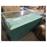 WOOD GLASSTOP SHOWCASE