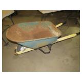 SCOTTS HEAVY DUTY METAL WHEELBARREL W/WOODEN HDL