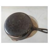 #6 GRISWOLD CAST IRON SKILLET