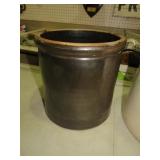 BROWN 2 GALLON CROCK NO CRACKS