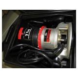 CRAFTSMAN 1 1/4 HP ELEC ROUTER W/CASE LIKE NEW