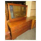 CHERRY 8 DRAWER DRESSER W/ MIRROR