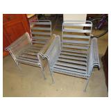 (2X) VINTAGE METAL PATIO CHAIRS
