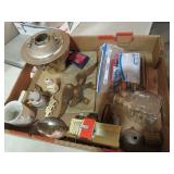 BOX LOT OF VINTAGE ITEMS