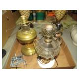 COLLECTION OF VINTAGE TABLE LAMP VASES