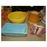 COLLECTION OF MCCOY PLANTER/MIXING BOWL, PITCHER