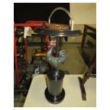 1 METAL ROOSTER SMOKING STAND