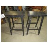 (2X) SOLID WOOD BAR STOOLS