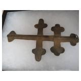 HUDSON BAY DOUBLE BAR TRADE PENDANT AGE UNCERTAIN