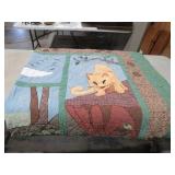 FULL SIZE WILD LIFE APPLIQUE QUILT