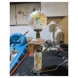 VINTAGE HAND PAINTED PARLOR LAMP W/GLOBE