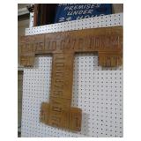 METAL "T" TENN TAG ART