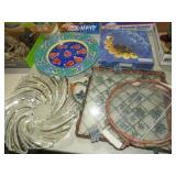 COLLECTION OF SERVING PLATTERS /TRAYS/SWIRL BOWLS