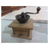 VINTAGE WOOD & METAL COFFEE GRINDER