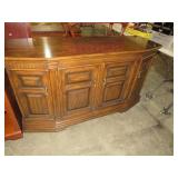 BEAUTIFUL DREXEL SOLID WOOD 4 DOOR BUFFET SERVER