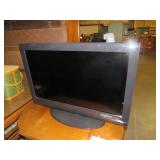 INSIGNIA  32 " TV W REMOTE