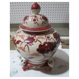 ORIENTAL VASE W/LID
