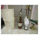 COLLECTION OF TABLE LAMPS, SHADES & DESK LIGHT
