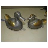 VINTAGE PEWTER & BRASS DUCKS TRINKET BOX