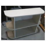 VINTAGE WHITE PAINTED SHELF
