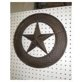 ROUND METAL WESTERN STAR WALL DECOR