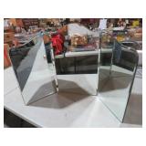 VINTAGE TRI-FOLD MIRROR W/BEVELED EDGE