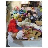 COLLECTION OF BEANIE BABIES