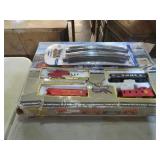 BACHMAN HO SANTA FE FLYER TRAIN SET