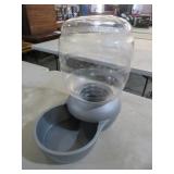 PLASTIC PET WATER DISPENSER