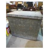 GALVANIZED GLENVILLE FARMS LIFT TOP MILK COOLER