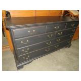 PAINTED KINCAID (9) DRAWER SOLID WOOD DRESSER