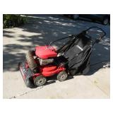 TROY-BILT 4 IN 1 CHIPPER, SHREDDER, VACUUM, HOSE