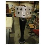 MID CENTURY MODERN STYLE FLOOR LAMP W/SHADE