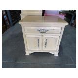 THOMASVILLE (2) DOOR (1) DRAWER NIGHT STAND