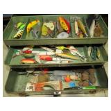 TACKLE BOX FULL OF MISC LURES