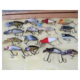 (16) VINTAGE WOOD FISHING LURES